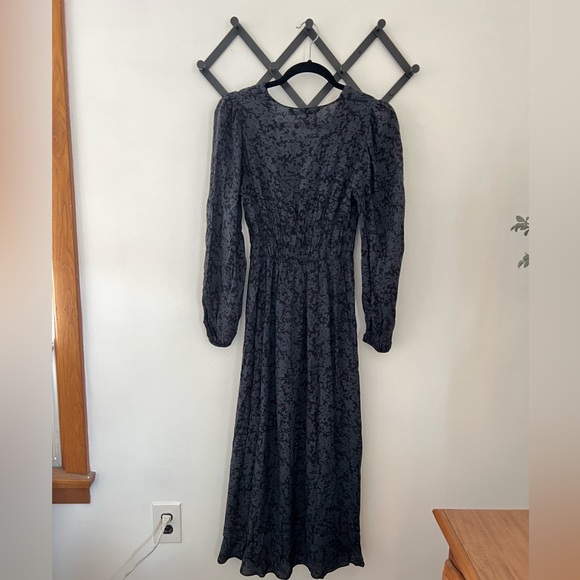 NWT Zara Long-sleeve Flowy Midi Dress - Picture 6 of 6